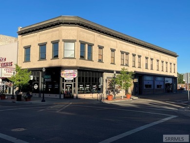 ntroducing a prime retail investment opportunity in Idaho Falls - photo 1