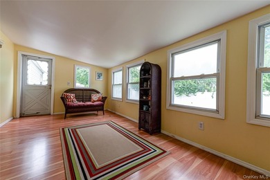 Rock-Solid & Well-Maintained Colonial, In Excellent Condition - photo 12