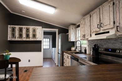 Price Reduced to $185,000! Welcome to 115 Queener Street in the - photo 15