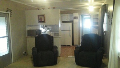 Comfortable SplitDesign Layout - Lakefront Living on Beautiful - photo 5