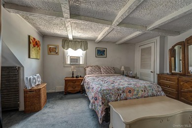 Rock-Solid & Well-Maintained Colonial, In Excellent Condition - photo 17