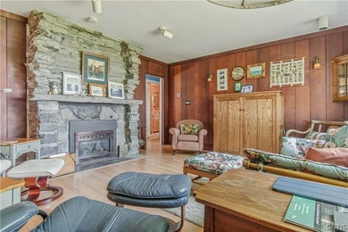 Looking for a home with modern convinces and historic charm? - photo 25