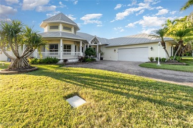 Old Florida Charm Meets Modern Comfort in Caloosa Creek- Tucked - photo 31