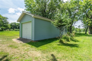 Looking for a home with modern convinces and historic charm? - photo 32