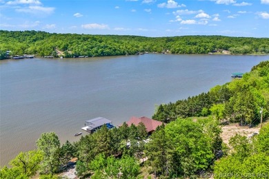 This beautiful parcel of land in Stover, Missouri offers a rare - photo 4