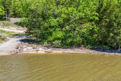 This beautiful parcel of land in Stover, Missouri offers a rare - photo 9