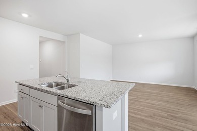 Wonderful opportunity to own in this beautiful master planned - photo 8