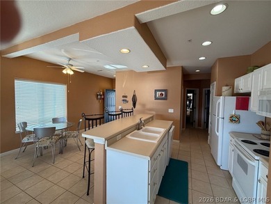 Don't miss out on this beautiful walk-in end unit at Monarch - photo 10