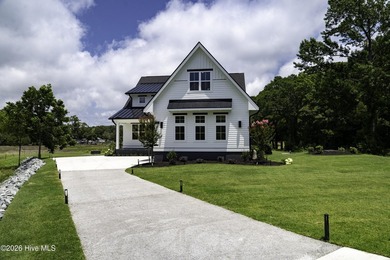 Experience coastal luxury in this stunning new construction home - photo 1