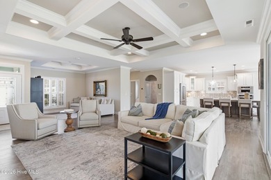Welcome home to 1402 Admiral Way, where luxury meets everyday - photo 3