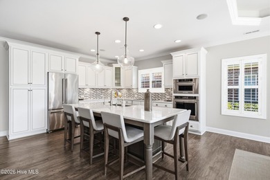 Welcome home to 1402 Admiral Way, where luxury meets everyday - photo 8