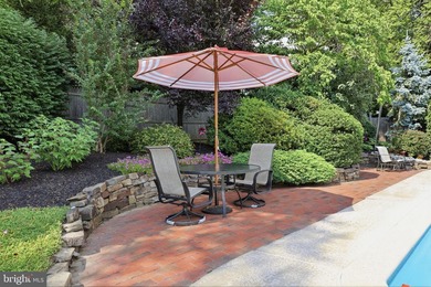 Ideally situated in the desirable Justa Farms East section of - photo 7