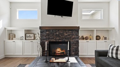 MLS# 287108 Semi-custom newer construction home located in the - photo 9