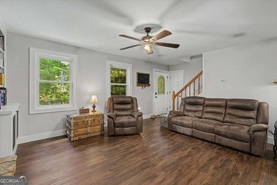 Welcome to 5010 Mercedes Drive, located in Shady Shores off - photo 7
