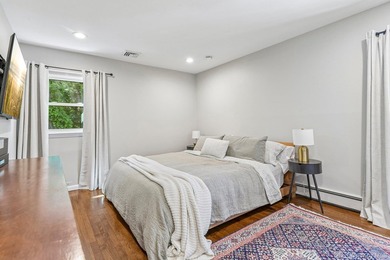 Welcome to 3 Walnut Place - Huntington Village living! This - photo 16