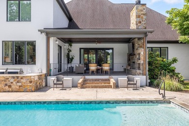 Welcome to this stunning custom estate nestled within the gates - photo 28