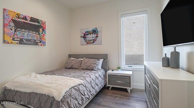 Being sold fully furnished!! Discover Effortless Beachside - photo 29