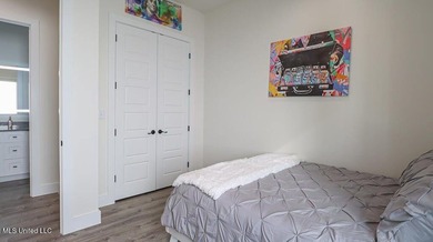Being sold fully furnished!! Discover Effortless Beachside - photo 30
