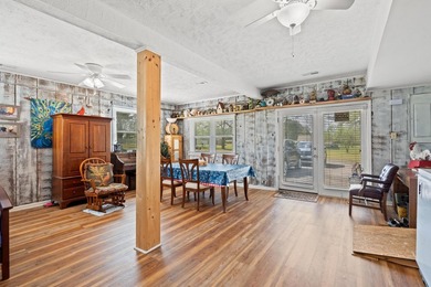 Welcome to your own private slice of country living in the - photo 37