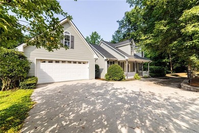 Welcome to your own private Lake Lanier retreat, where peaceful - photo 7