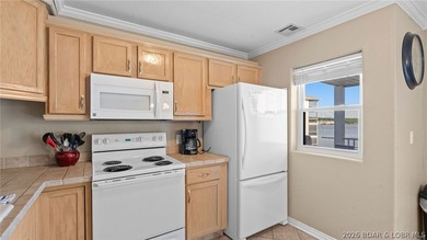 Welcome to your perfect lake escape at Compass Pointe in the - photo 7