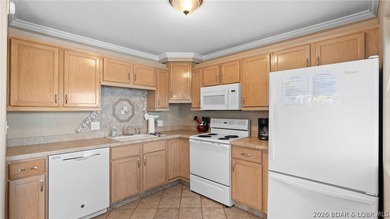 Welcome to your perfect lake escape at Compass Pointe in the - photo 10
