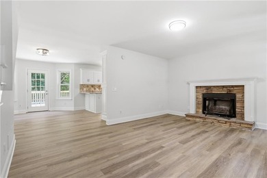 Explore 249 Serenoa Dr, a residence with recent fresh interior - photo 3