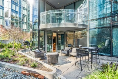 Designed by a renowned designer, this Lumina garden oasis - photo 16