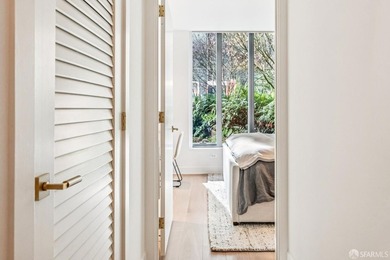 Designed by a renowned designer, this Lumina garden oasis - photo 29