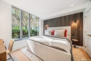 Designed by a renowned designer, this Lumina garden oasis - photo 30