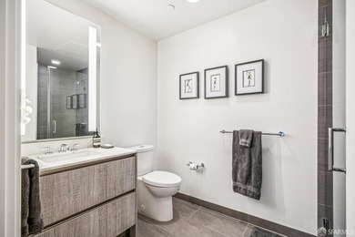 Designed by a renowned designer, this Lumina garden oasis - photo 33