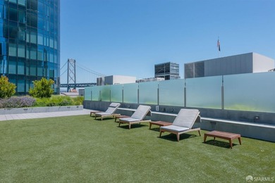 Designed by a renowned designer, this Lumina garden oasis - photo 41