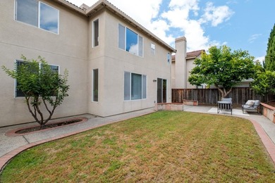 *Vaulted ceilings, a desirable first-floor bedroom and full bath - photo 13