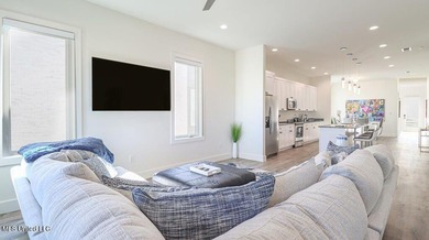 Being sold fully furnished!! Effortless Beachside Living in - photo 15