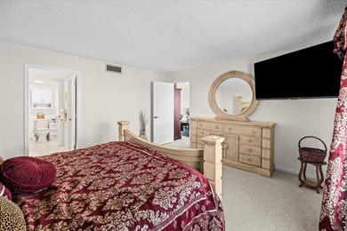 BEST LOCATION *H* Bldg Waterfront GROUND FLOOR Unit In Desirable - photo 18