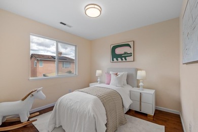 *Vaulted ceilings, a desirable first-floor bedroom and full bath - photo 26