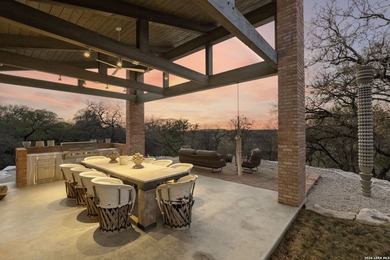 This extraordinary Guadalupe waterfront estate embodies vacation - photo 35