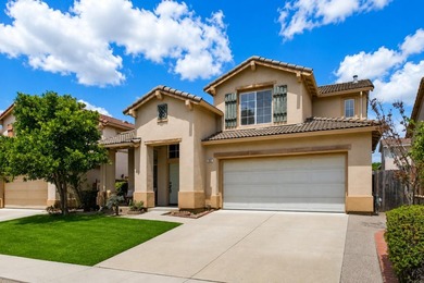 *Vaulted ceilings, a desirable first-floor bedroom and full bath - photo 49