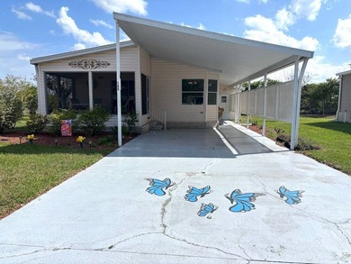 THIS IS ONE YOU DON'T WANT TO MISS!! BEAUTIFULLY UPDATED HOME - photo 6