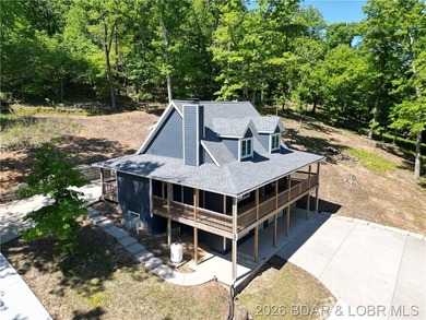MOTIVATED SELLER!! This brand-new custom home sits on 3.05 - photo 1