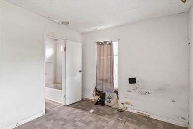 Unlock the potential of this property located in the heart of - photo 12