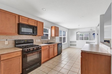 Beautiful MOVE IN READY 4 bedroom, gameroom, office, 2.5 baths & - photo 15