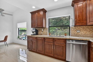 Welcome to this thoughtfully designed 3-bedroom, 2.5-bathroom - photo 15