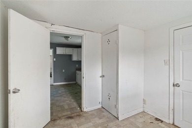 Unlock the potential of this property located in the heart of - photo 16
