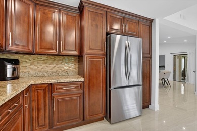 Welcome to this thoughtfully designed 3-bedroom, 2.5-bathroom - photo 16