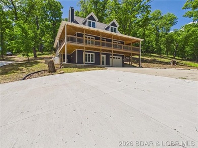 MOTIVATED SELLER!! This brand-new custom home sits on 3.05 - photo 8