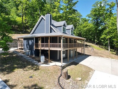 MOTIVATED SELLER!! This brand-new custom home sits on 3.05 - photo 9