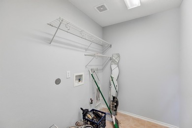 Beautiful MOVE IN READY 4 bedroom, gameroom, office, 2.5 baths & - photo 28