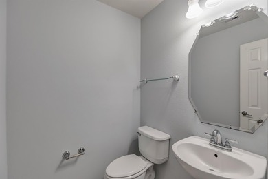 Beautiful MOVE IN READY 4 bedroom, gameroom, office, 2.5 baths & - photo 29