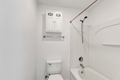 Beautiful MOVE IN READY 4 bedroom, gameroom, office, 2.5 baths & - photo 39